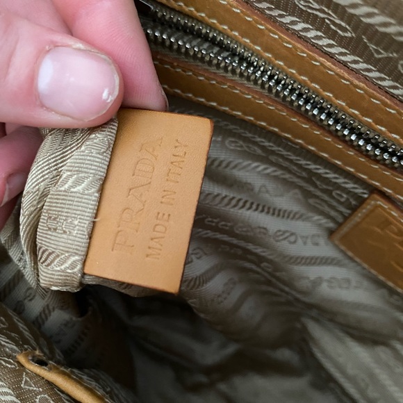 PRADA Vitello Daino Trimmed Canapa Logo Frame Bag - Picture 16 of 17